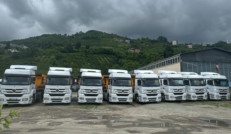 Mercedes-Benz Axor 1840 2015 model Reterdarlı dolu